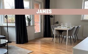 James -Ferienwohnung Mit Balkon In Strand Und Wald Naehe